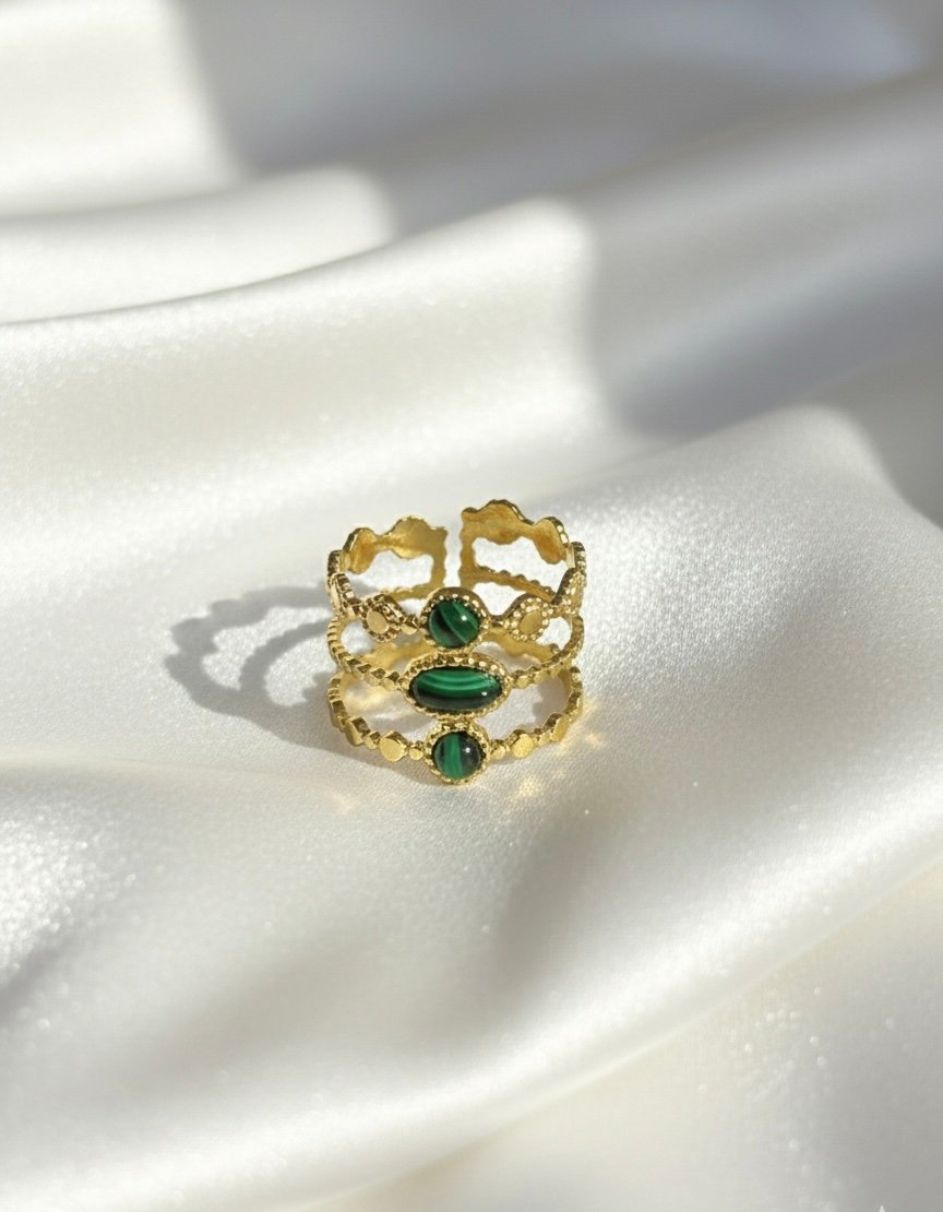 green-vintage-ring